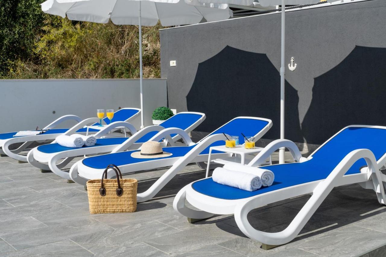 New! Lea 5-bedroom With Private Pool And Amazing Views Of And Sea
